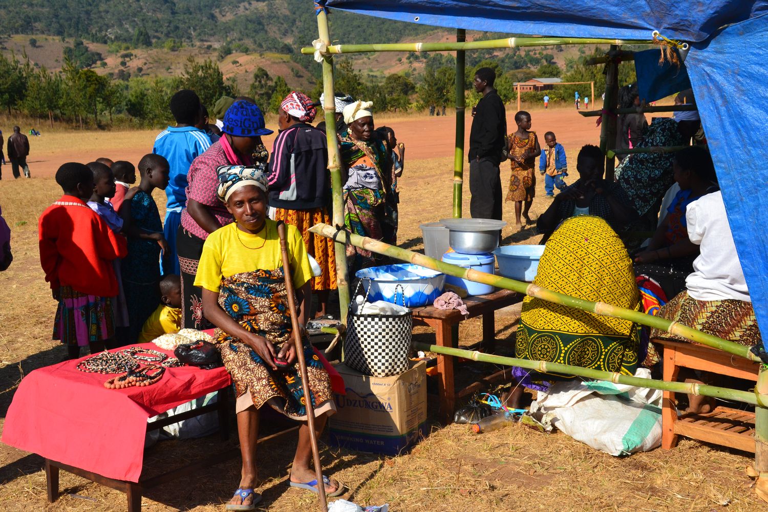 Locals selling crafts and traditional food